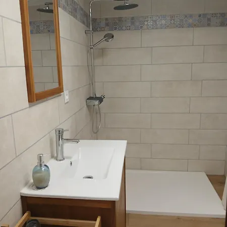 La Lusitanie Apartment *